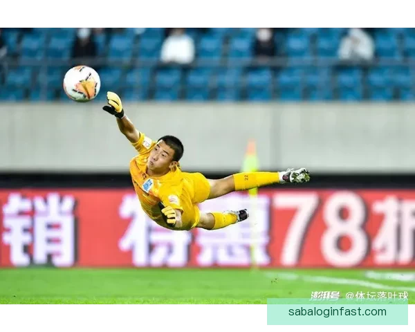 以萨福诺夫直言侵略与动脑门将定位朗斯之战已无容错空间压力拉满